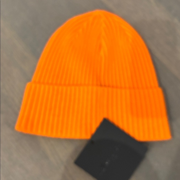 Moose knuckles merino wool orange peel Beanie main image 5